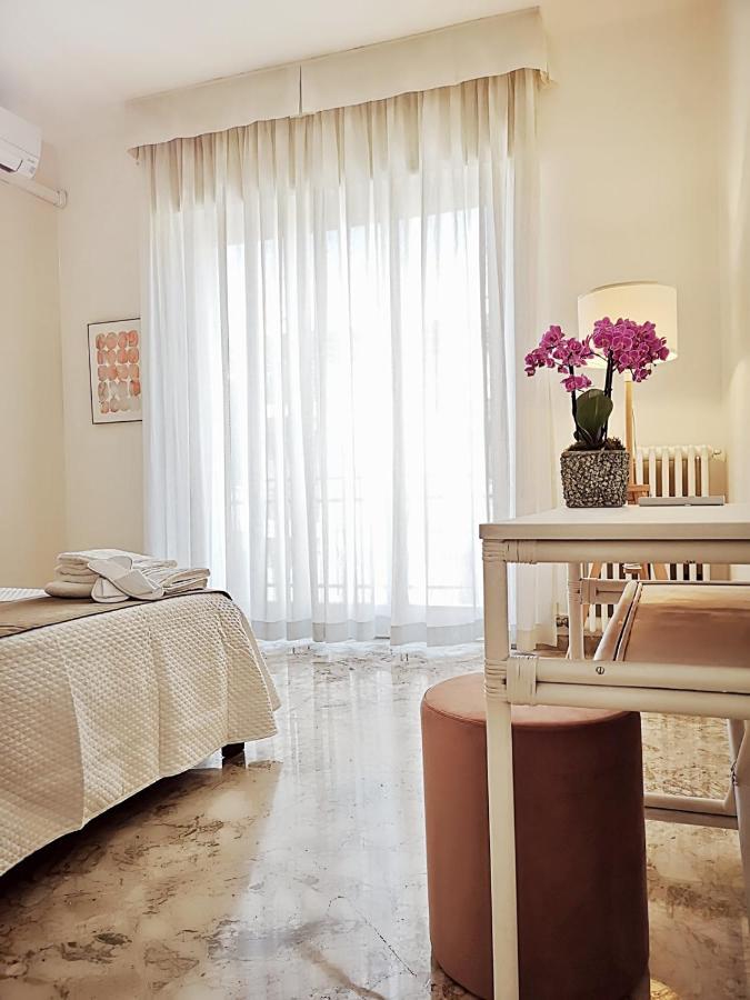 So Fine - Apulian Flats Appartement Bari Buitenkant foto