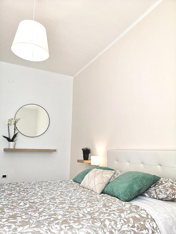 So Fine - Apulian Flats Appartement Bari Buitenkant foto